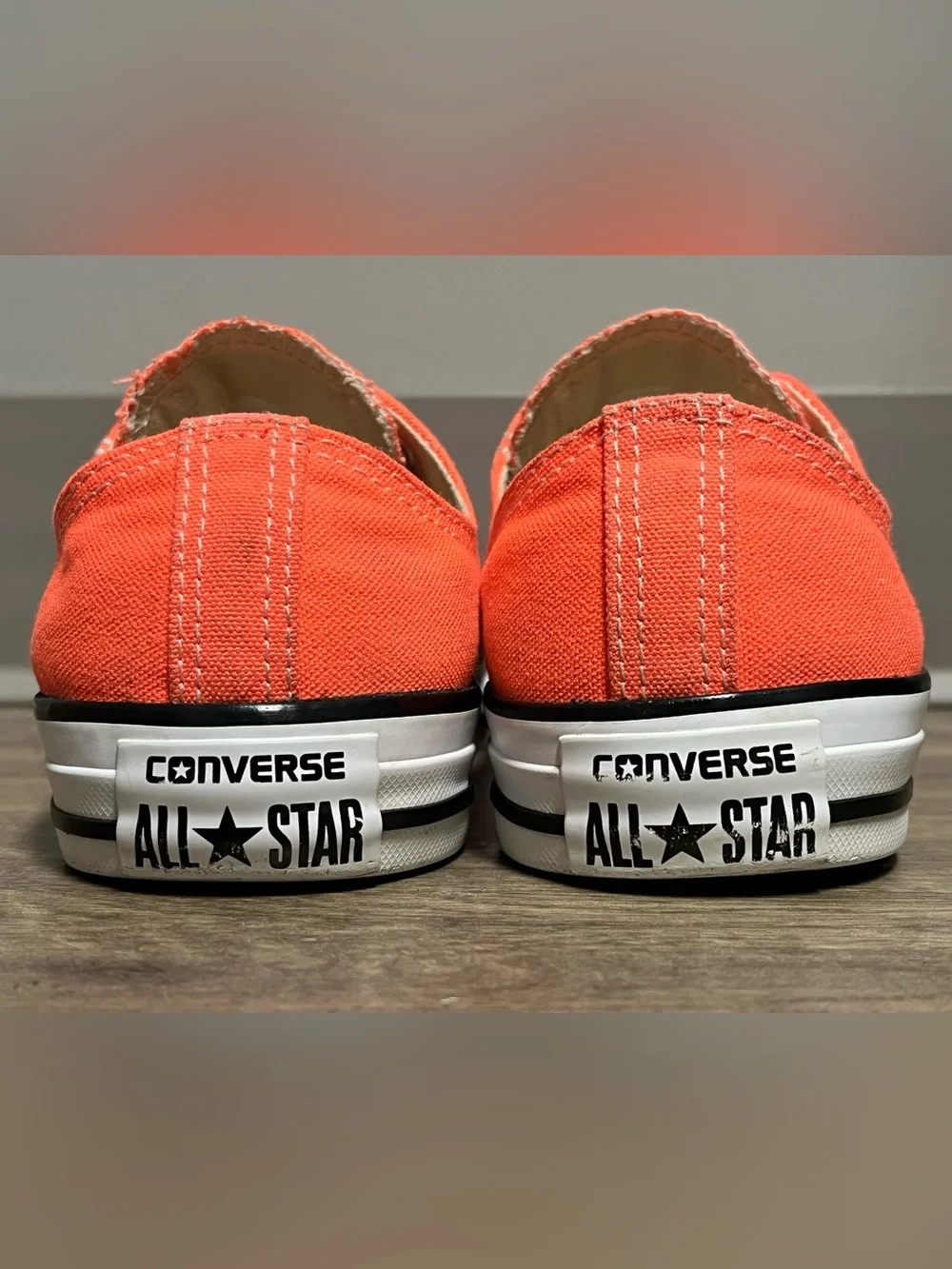 Converse Chuck Taylor All-Star Low Top - 155736F Hyper Orange - Men 6/Women 8 - Picture 5 of 15